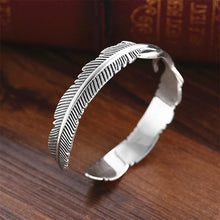 Ladda upp bild till gallerivisning, Silver fjäder armband | Nickelfri
