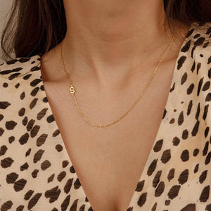 Inledande bezel diamanthalsband
