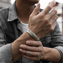 Ladda upp bild till gallerivisning, Vintage fjäderarmband
