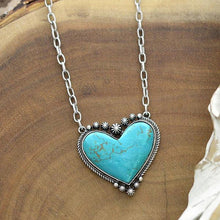 Ladda upp bild till gallerivisning, Boho turkos hjärtsmycke halsband
