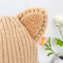 Ladda upp bild till gallerivisning, Vinter kattöron stickad mössa unisex
