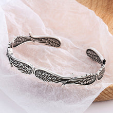Ladda upp bild till gallerivisning, Änglavingar Armband i vintagestil
