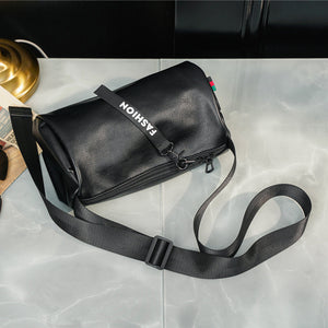 Lätt crossbody hink-väska