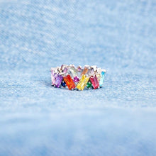 Ladda upp bild till gallerivisning, Regnbåge zirkon ring
