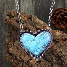 Ladda upp bild till gallerivisning, Boho turkos hjärtsmycke halsband
