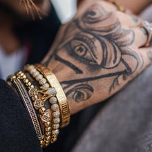 Ladda upp bild till gallerivisning, Armband i Fyra Delar av en Kronkombination av Zirkon
