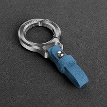 Ladda upp bild till gallerivisning, Premium Car Keychain
