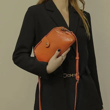 Ladda upp bild till gallerivisning, Guld Mini Crossbody-väska
