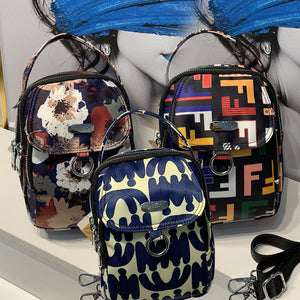Crossbody-väska med nylontryck
