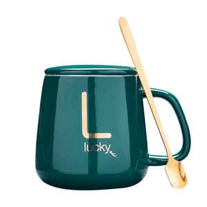 Enkel och modern mugg