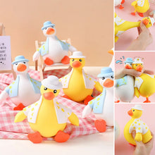 Ladda upp bild till gallerivisning, Stressavlastningsleksaker Dress Up Duck
